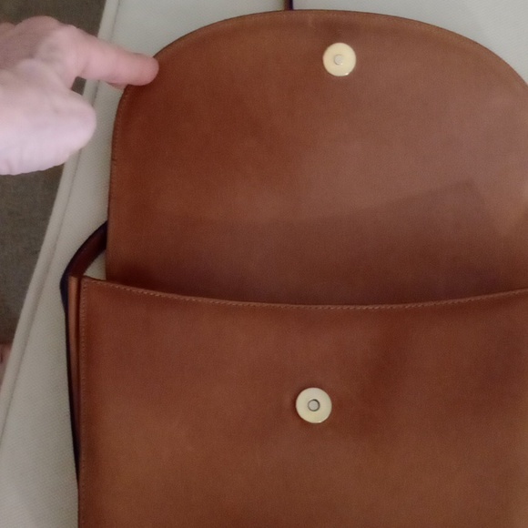 Vintage Bally tan leather crossbody bag - Picture 9 of 15